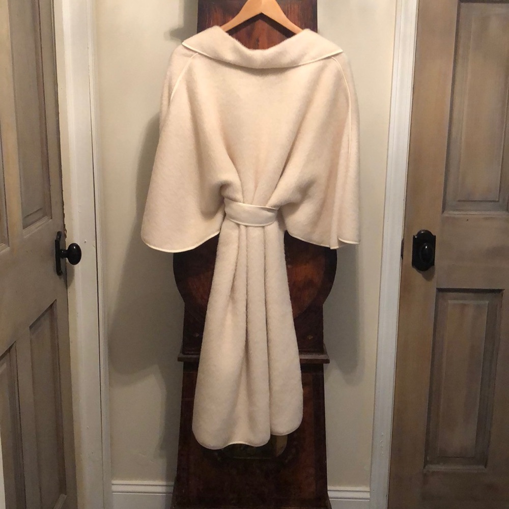 Rainless wrap coat - Picture 3 of 6